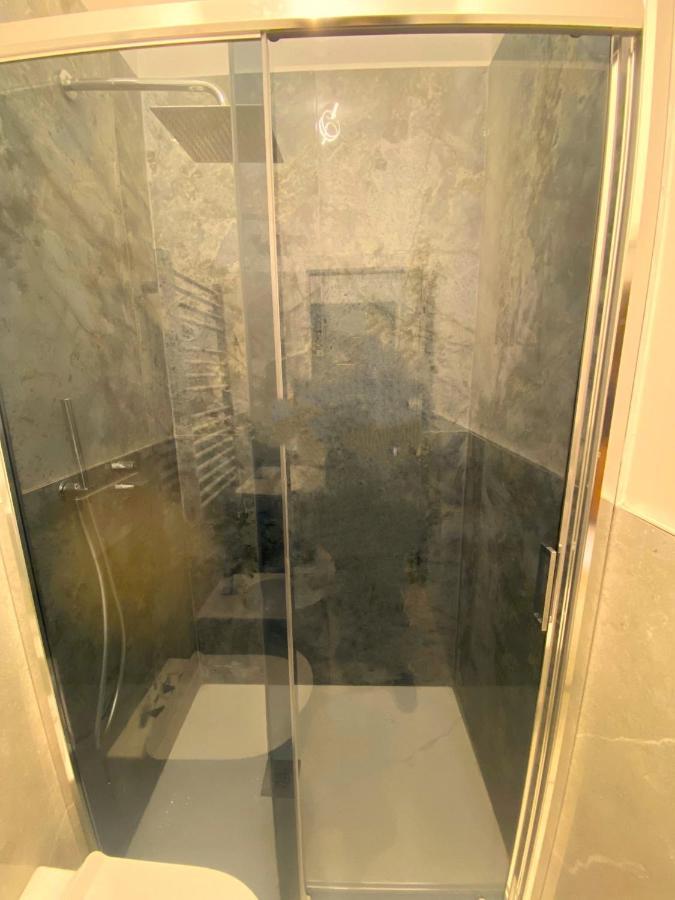 Apartment In Villa Milano Luaran gambar