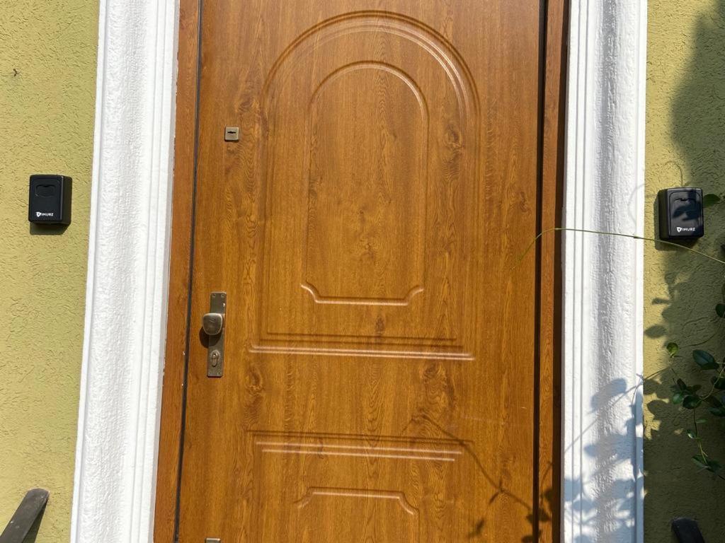Apartment In Villa Milano Luaran gambar